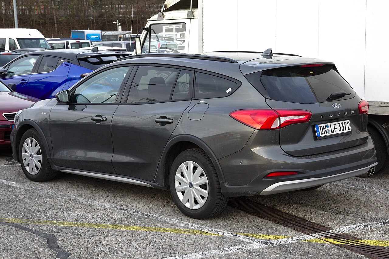 Ford Focus (2019) — representative manufacturer image