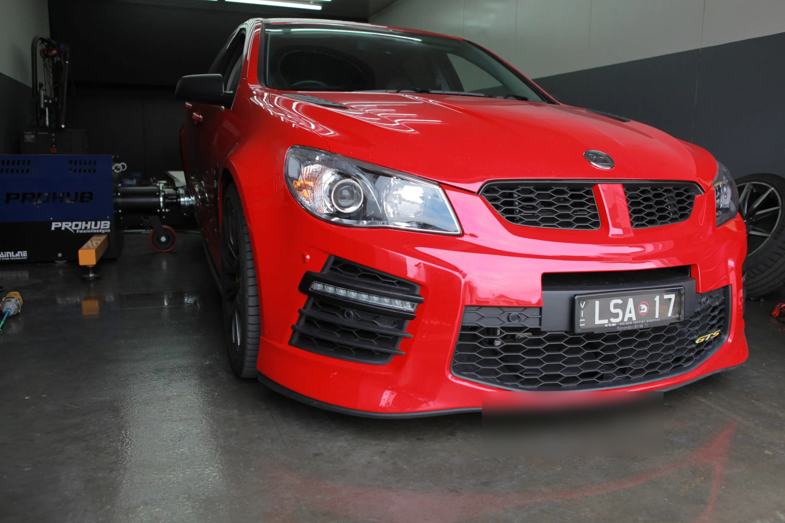 Holden Commodore VL (1988) at Protunes for Stage 3 ECU calibration