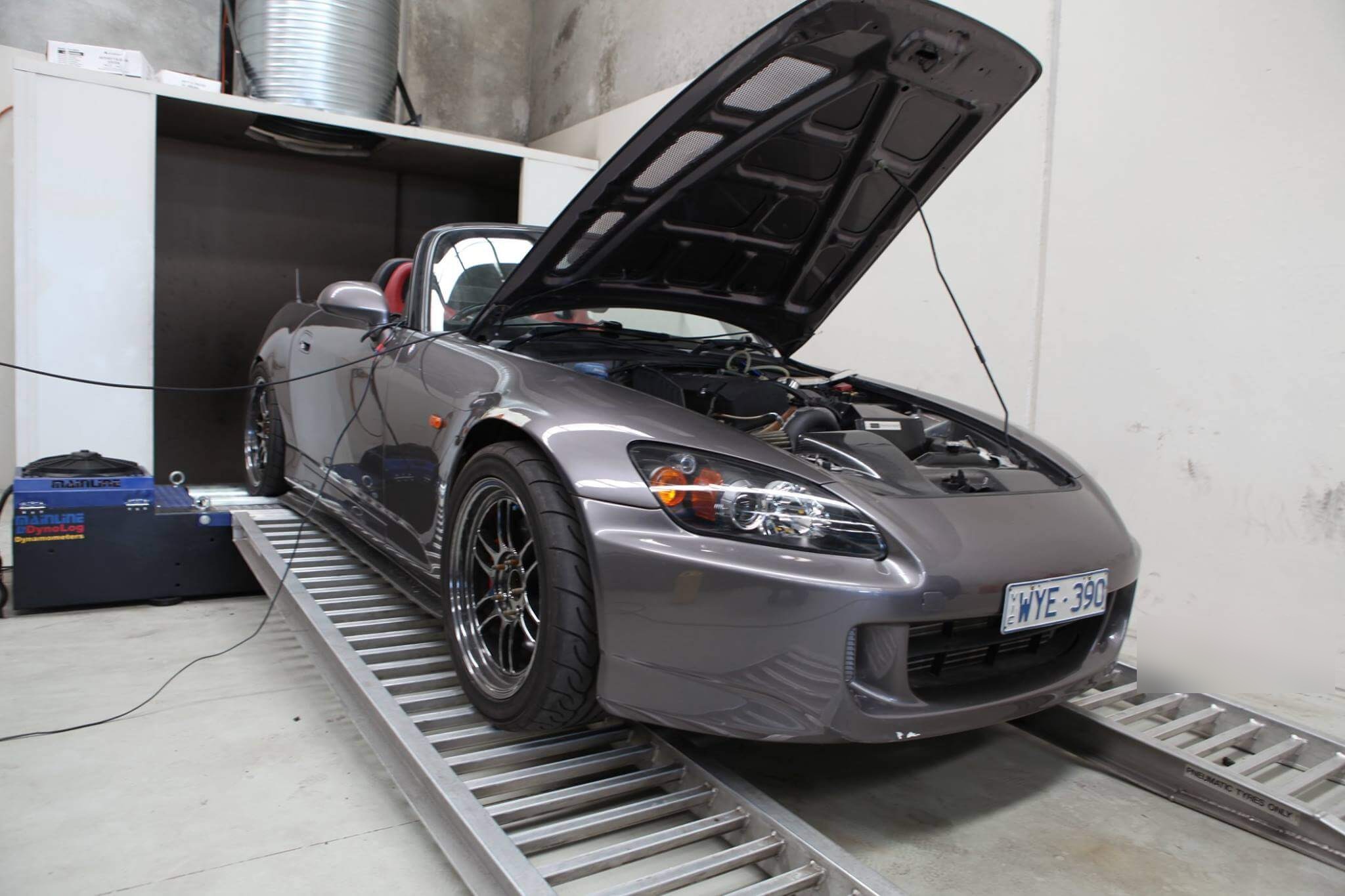 Honda S2000 (2002) at Protunes for Stage 3 ECU calibration