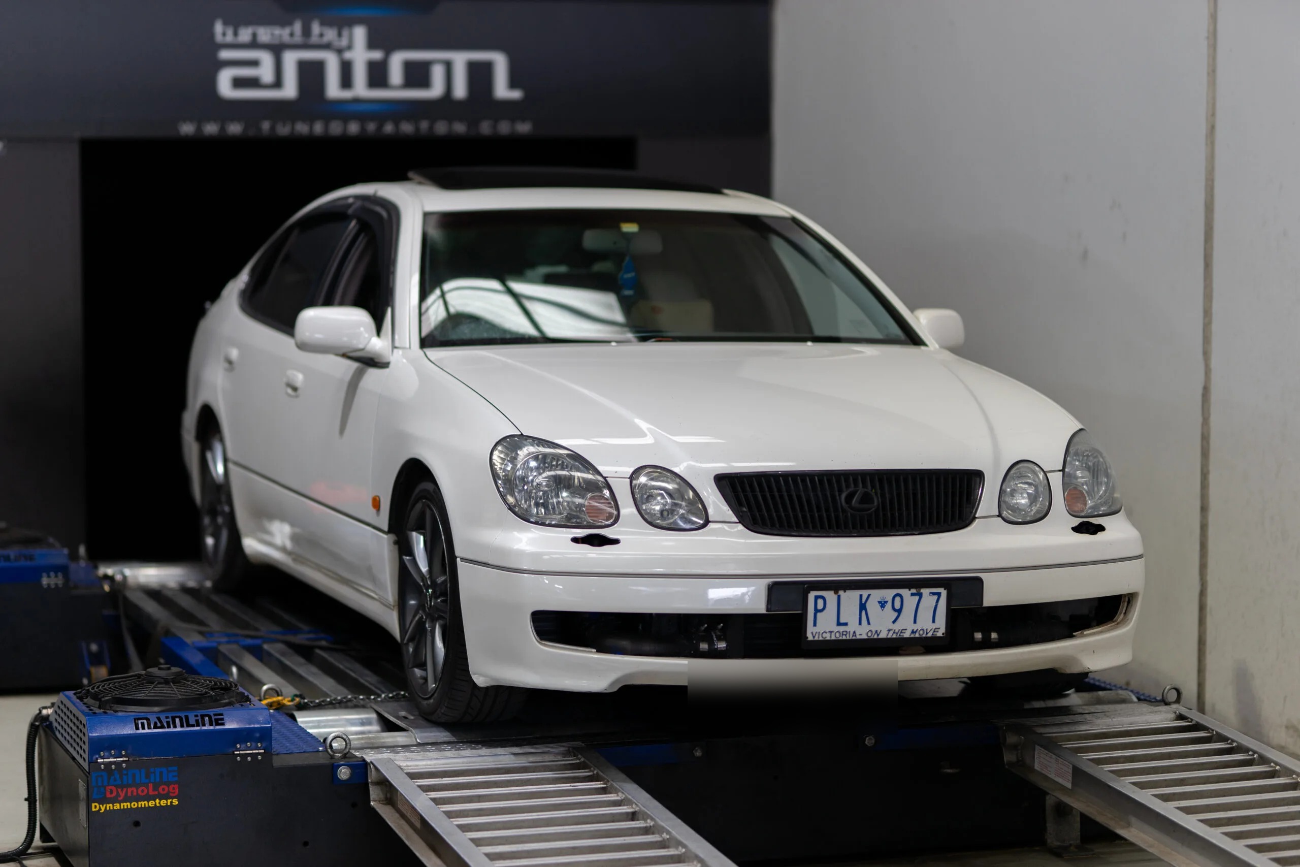 Lexus GS300 (1998) at Protunes for Stage 1 ECU calibration