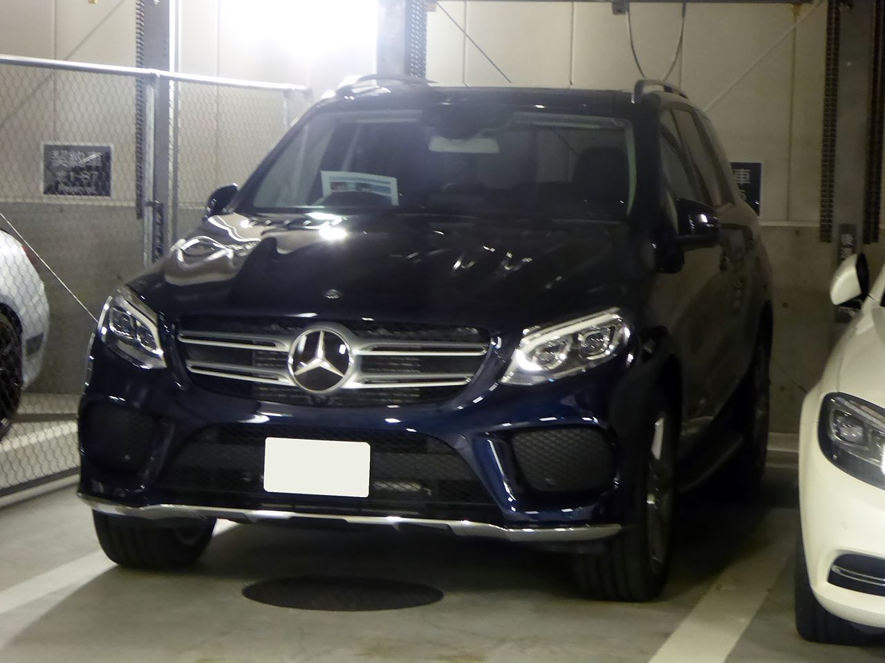 Mercedes GLE350D (2015) — representative manufacturer image