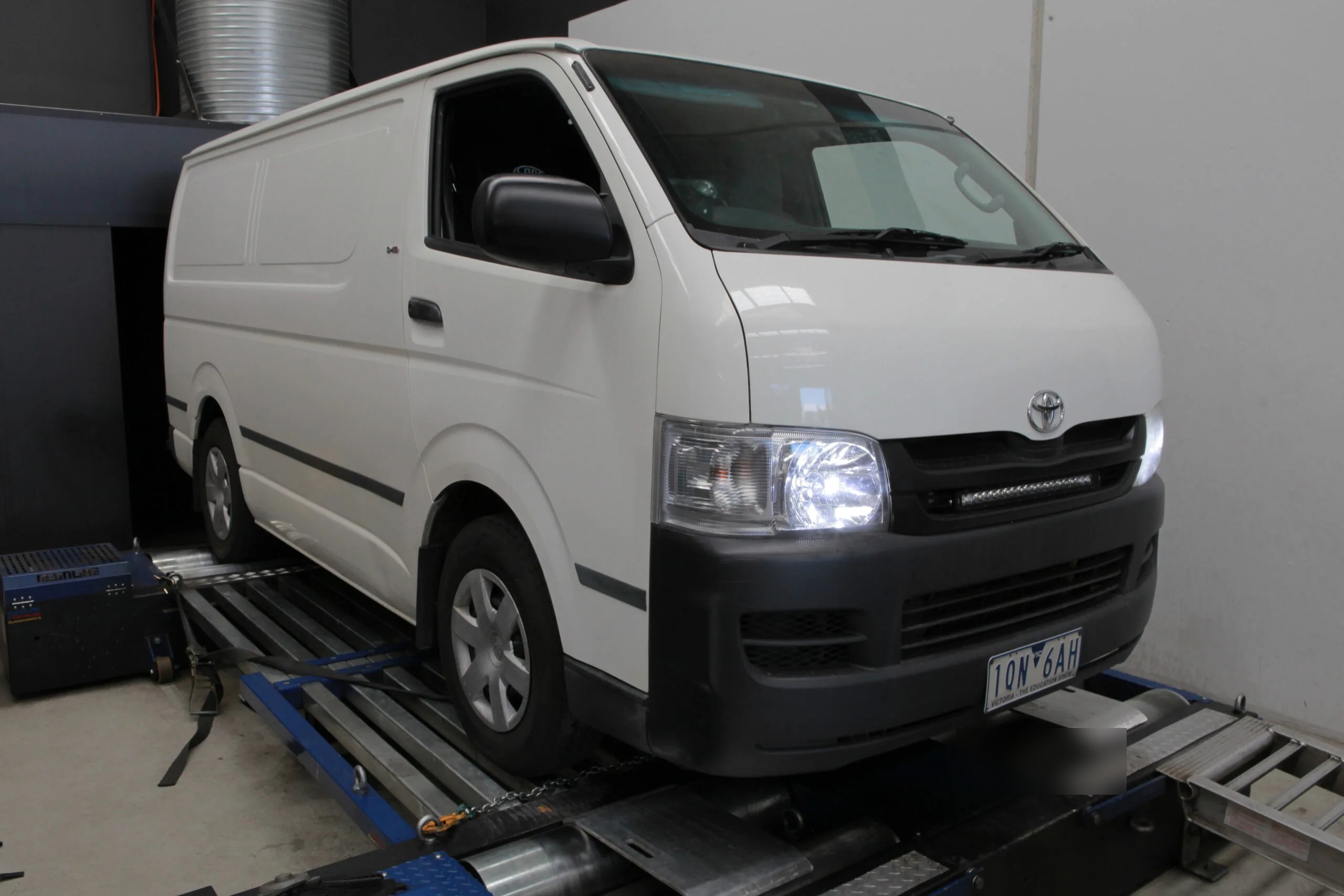 Toyota Hiace (2009) at Protunes for Stage 2 ECU calibration