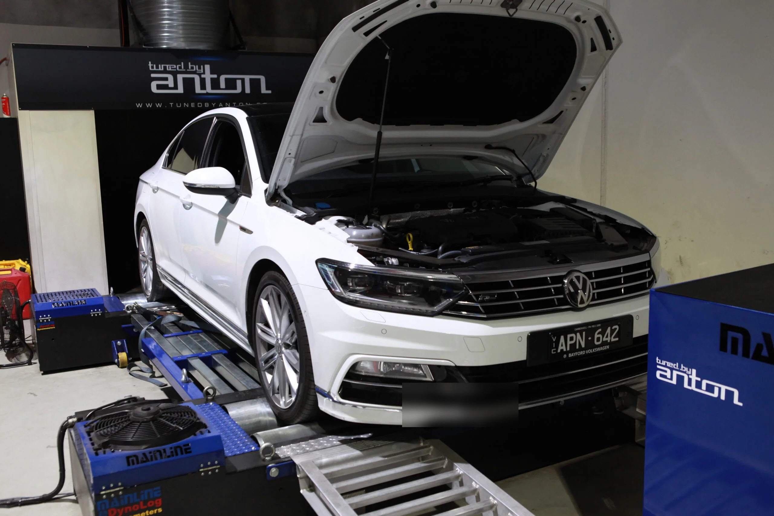 Volkswagen Passat R (2018) at Protunes for Stage 2 ECU calibration