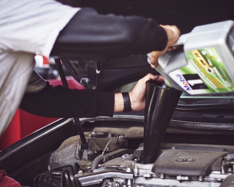 Engine mineral break-in oil selection