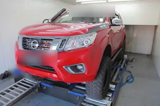 Nissan Navara 2.3L YS23 (twin-turbo) & 2.5L YD25 Turbo-Diesel