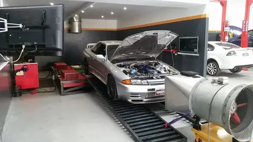 Nissan Skyline R32 GT-R