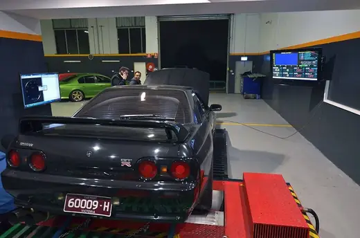 Nissan Skyline R32 GT-R