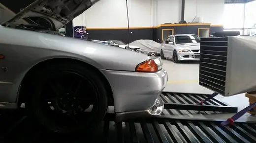 Nissan Skyline R32 GT-R