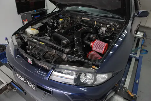 Nissan Skyline R33 GT-R