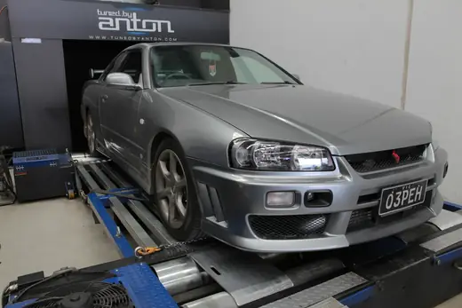 Nissan Skyline R34 GT-T