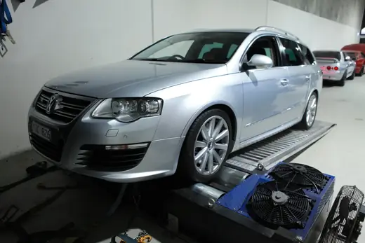Volkswagen Passat R36