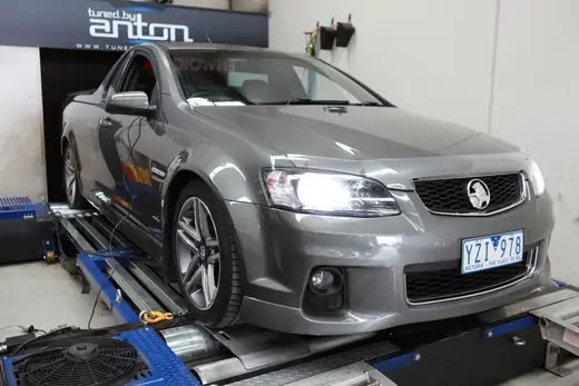 Holden Commodore SV6