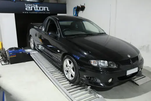 Holden Commodore VX